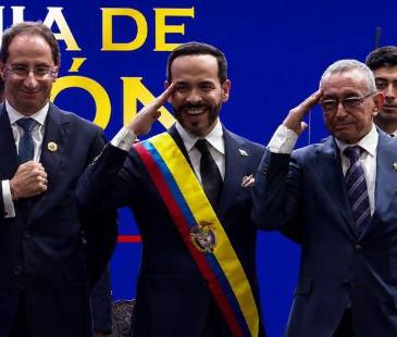 De izquierda a derecha: José Manuel Restrepo, Abelardo de la Espriella y Luis Yagüé. FOTO: X @DIARIOCCIDENTE