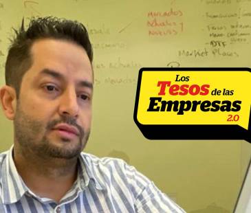 Santi está convencido de que a punta de trabajo y autoeducación se puede abrir camino en una compañía como Cueros Vélez. FOTO: JAIDER ESCOBAR