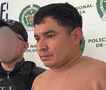 Wilmar Elías Zuleta Pulgarín, alias Lobo o Emanuel, tras ser capturado. FOTO: POLICÍA NACIONAL