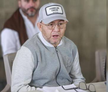 Alias Douglas en un evento realizado desde la cárcel de Itagüí el 7 de abril de 2026. FOTO: MANUEL SALDARRIAGA QUINTERO