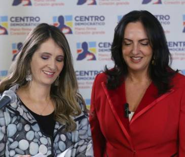 Paloma Valencia (izquierda) María Fernanda Cabal (Derecha). FOTO: COLPRENSA