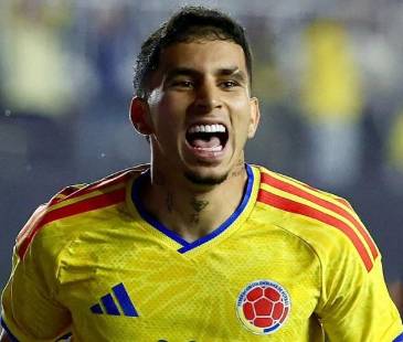 Gustavo Puerta, mediocampista de la Selección Colombia. <b><span class="mln_small-caps_mln">/FOTO: FCFSELECCIONCOL</span></b>
