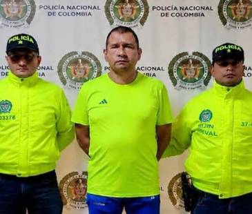 Wilson Humberto Velandia Serrano, coronel retirado tras ser capturado por la Policía. FOTO: COLPRENSA