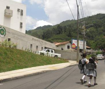 Subestación de Policía Altavista. FOTO: ARCHIVO - PABLO SANTA