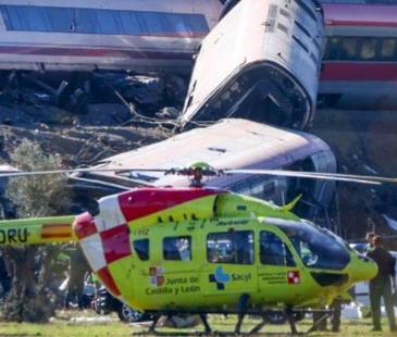Todo tipo de organismos de socorro y estatales llegaron al lugar del accidente. FOTO: CAPTURA DE VIDEO