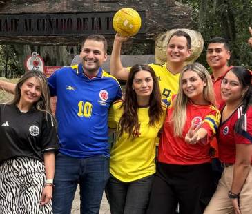 El descuento aplica portando la camiseta de la Selección Colombia. FOTO: ALCALDÍA DE MEDELLÍN