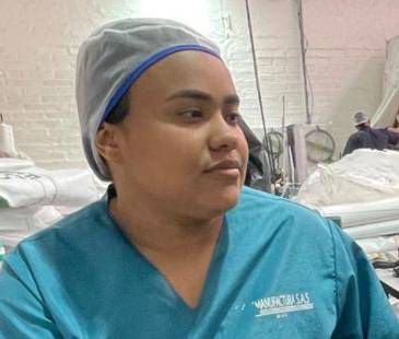 Su madre trabajó 30 años en la compañía en la que ella ahora lleva nueve. FOTO: JAIDER ESCOBAR