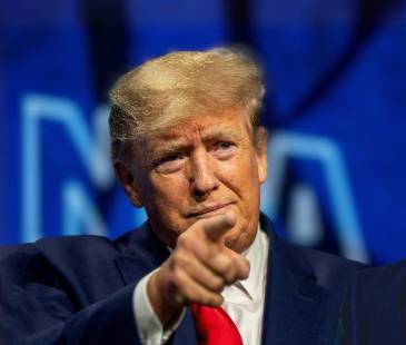 Abelardo (A la derecha) agradeció el anuncio del mandatario estadounidense Donald Trump (A la izquierda). FOTO: COLPRENSA