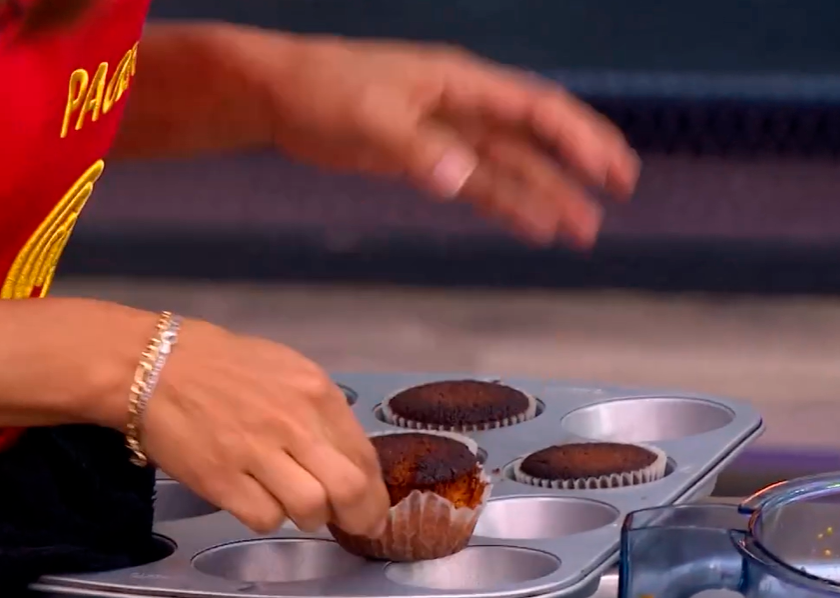 El último en pasar, Mallarino, no vio las señales que sus compañeros de equipo le dejaron para que abriera el horno y sacara lo que estaba adentro. / FOTO: CAPTURA DE PANTALLA