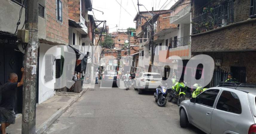 En esta calle del barrio Caicedo ocurrieron los hechos. FOTO: GUILLERMO OSPINA