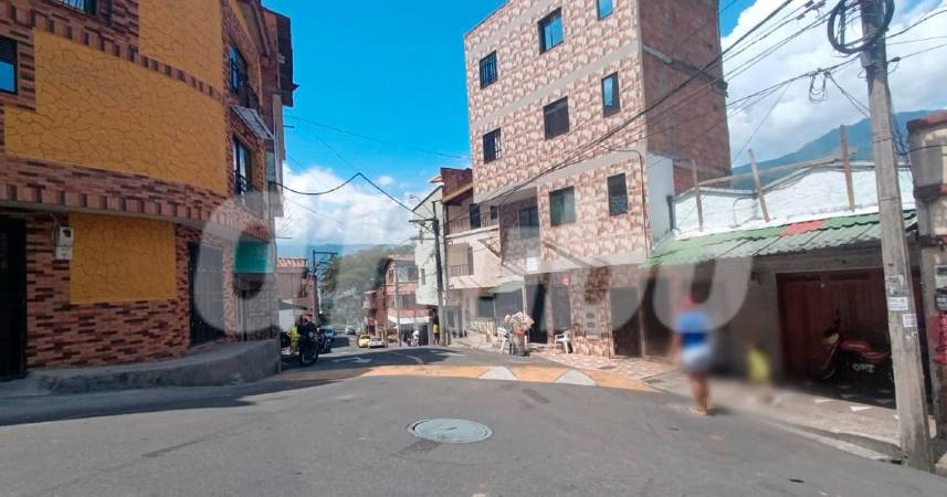 En este sector del barrio barrio Obrero, en Copacabana, fue asesinado el gerente de Sotramar. /FOTO: ALEJANDRA MORALES RÍOS 