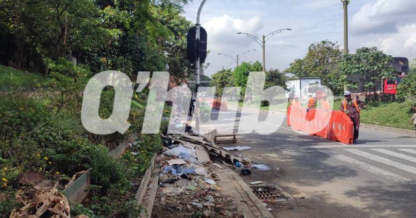 A un costado de este basurero fue donde abandonaron el cuerpo. FOTO: ANDRÉS GARCÍA