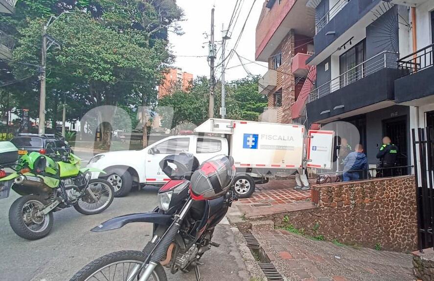 Agentes del CTI de la Fiscalía realizaron las labores judiciales. /FOTO: ALEJANDRA MORALES RÍOS
