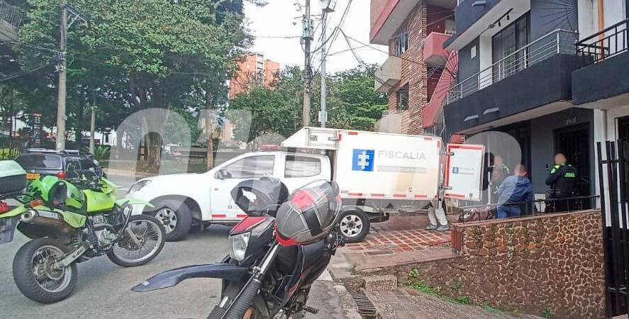 Agentes del CTI de la Fiscalía realizaron las labores judiciales. /FOTO: ALEJANDRA MORALES RÍOS