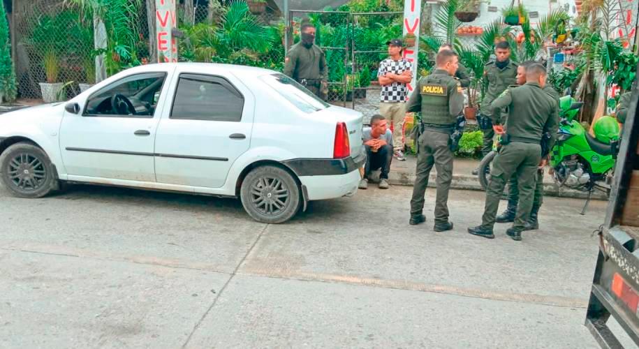 $!Este fue el momento en el que la Policía ubicó el vehículo en el municipio de Remedios. /FOTO: CORTESÍA