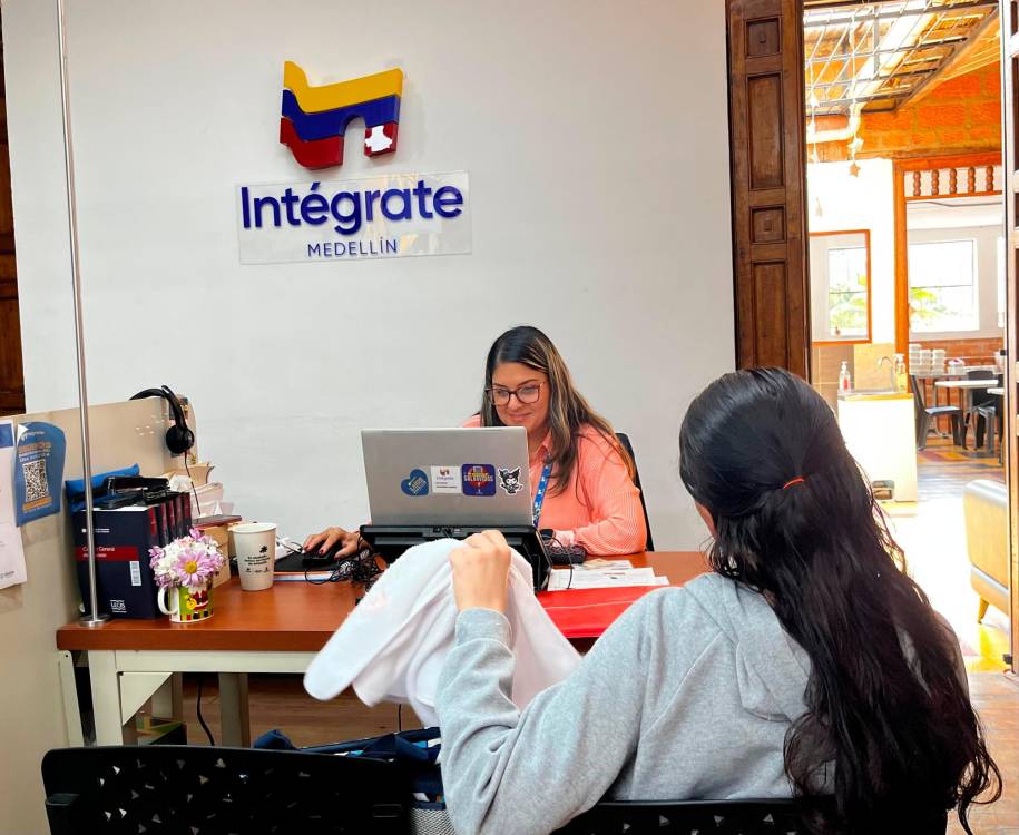 $!Los menores de edad que quieran ser afiliados al sistema de salud deben tener su tarjeta de identidad o pasaporte sellado. / FOTO: CORTESÍA CENTRO INTÉGRATE