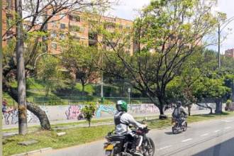 Sujetos en moto alcanzaron a la víctima en este lugar y le dispararon. FOTO: ALEJANDRA MORALES RÍOS 