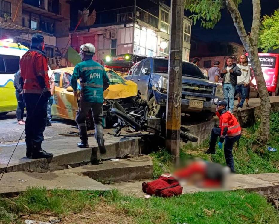 Cuando los organismos de emergencia llegaron al sitio la mujer ya no tenía signos vitales. /FOTO: DENUNCIAS ANTIOQUIA