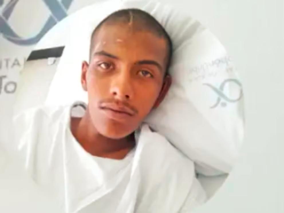 Buscan a las familias de dos hombres que no recuerdan nada tras estar en coma