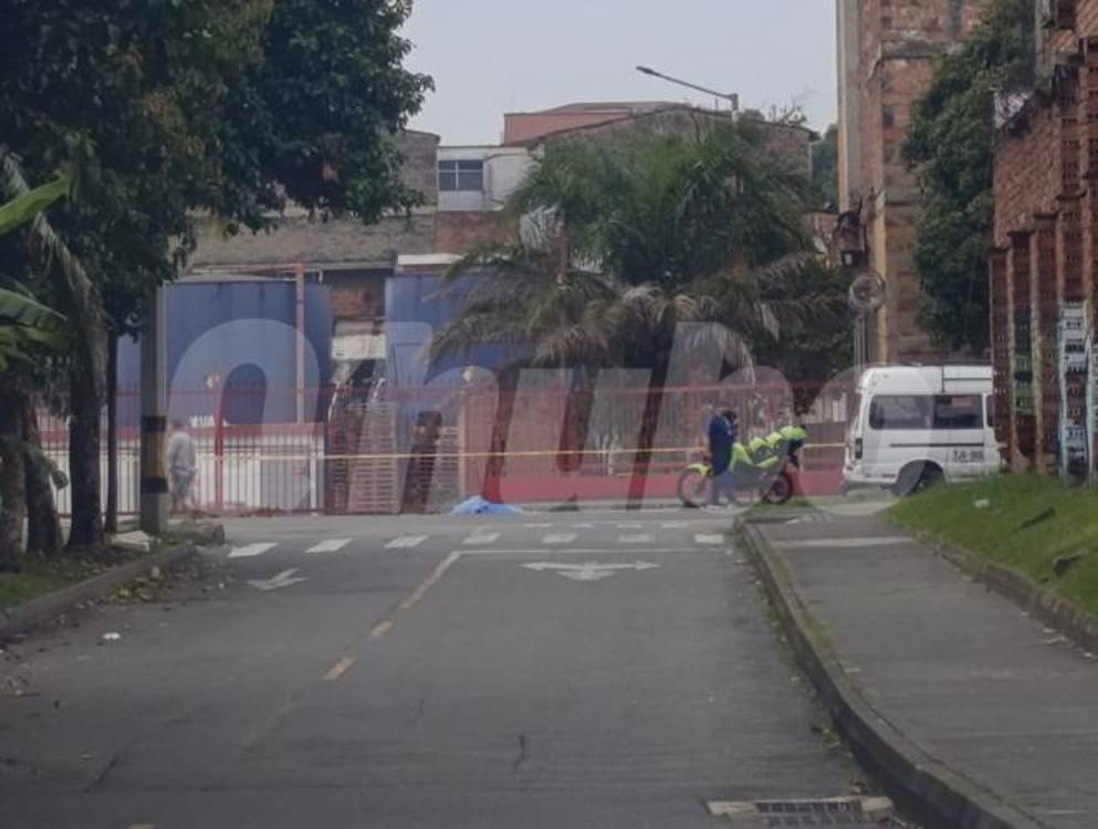 Zona de acordonamiento hombre asesinado a puñal en Florida Nueva (Laureles). FOTO: CORTESÍA